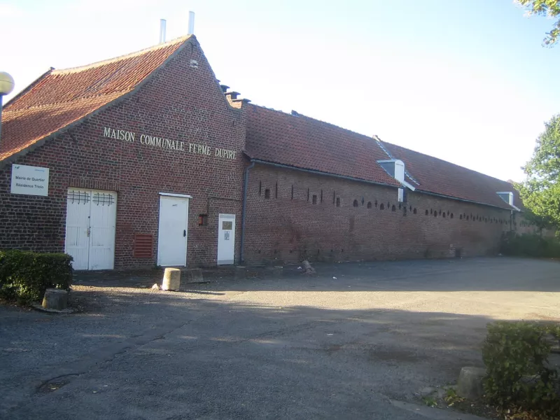 Grange, salle de spectacles de La Ferme Dupire (Métro Triolo)