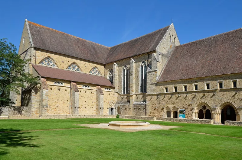 Yvre - Abbaye Epau 18