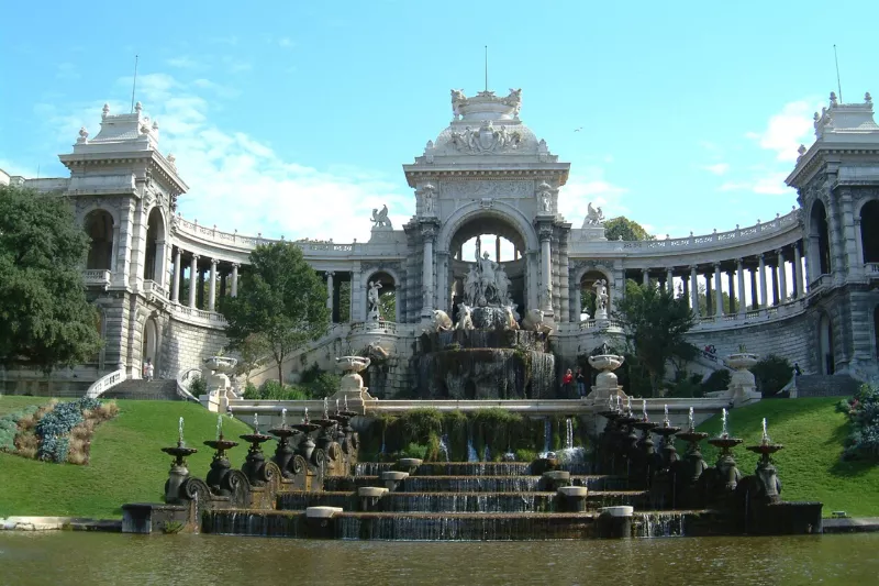 Marseille Palais Longchamp a3x2