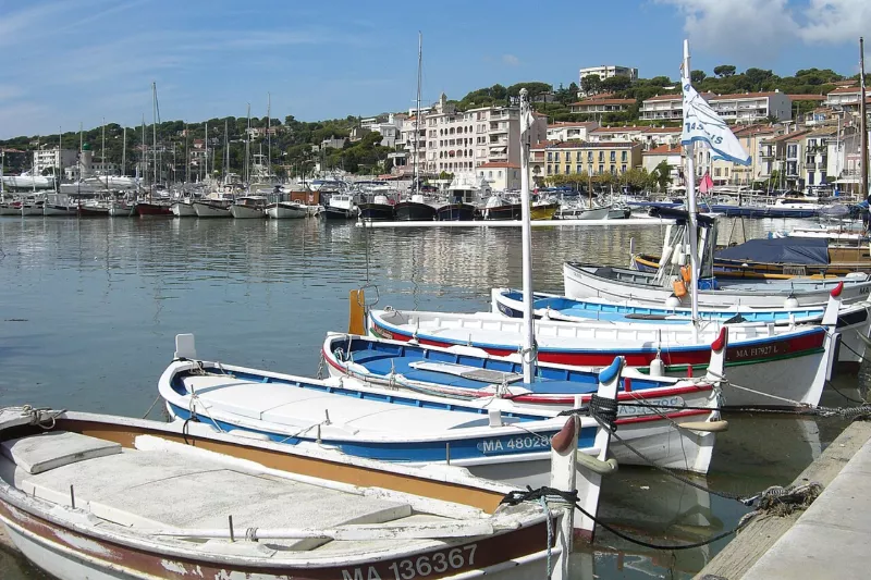 13260 Cassis, France - panoramio (13)