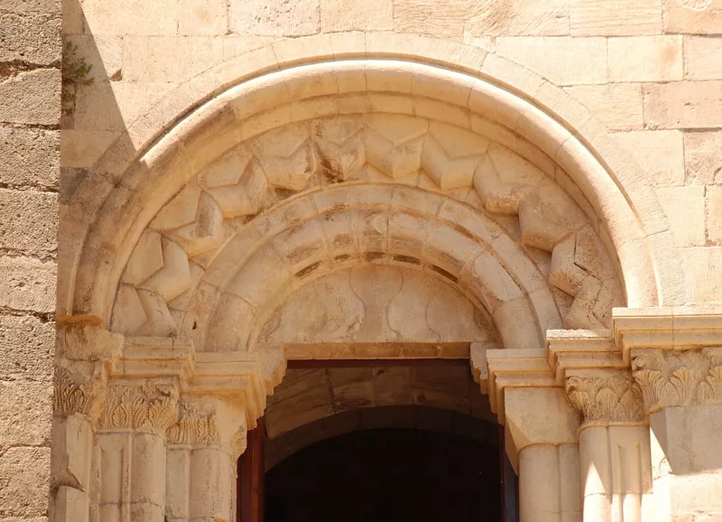 Château de Simiane-la-Rotonde 07