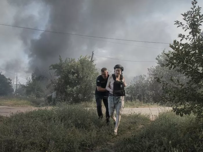 Le soleil de l'Ukraine se lève dans le Donbass - Antoni Lallican