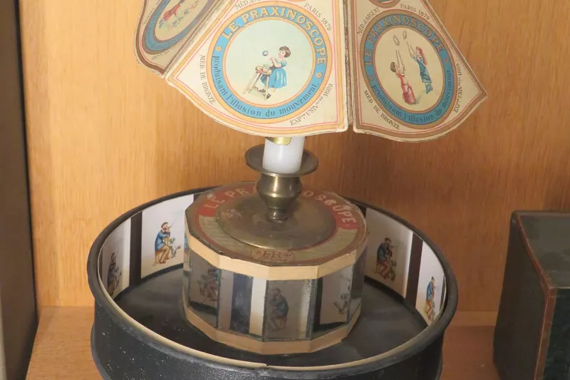 Toy praxinoscope by Charles Émile Reynaud - CnAM 16696-2 - 01