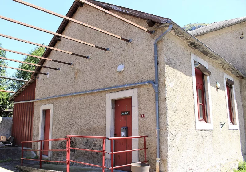 Mairie de Troubat (Hautes-Pyrénées) 1