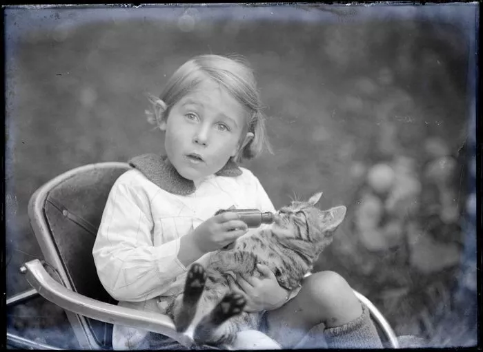 « Ne bougeons plus ! » : L’histoire des studios photo de l'Eure