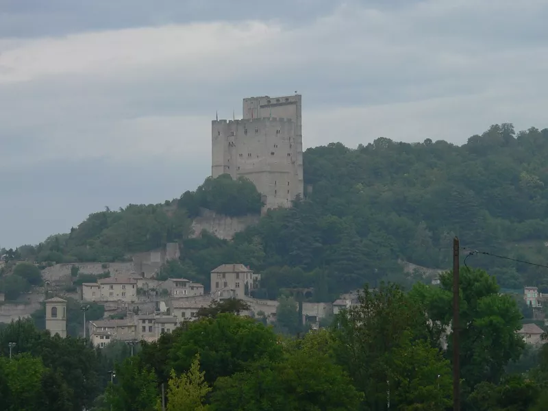 Castle Crest F