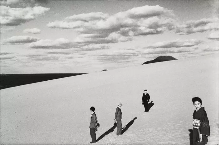 Photographies japonaises de la Bibliothèque nationale de France (1945-2025). Scènes, signes, sensations