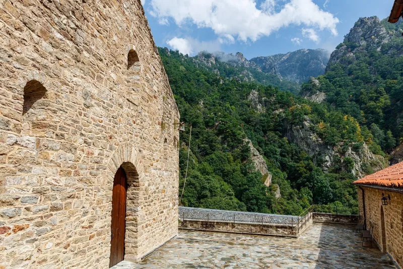 Abbaye du Mont Canigou (50309495361)