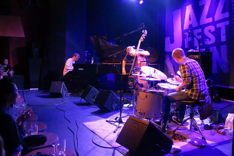 GoGo Penguin Wien 2016-07-06