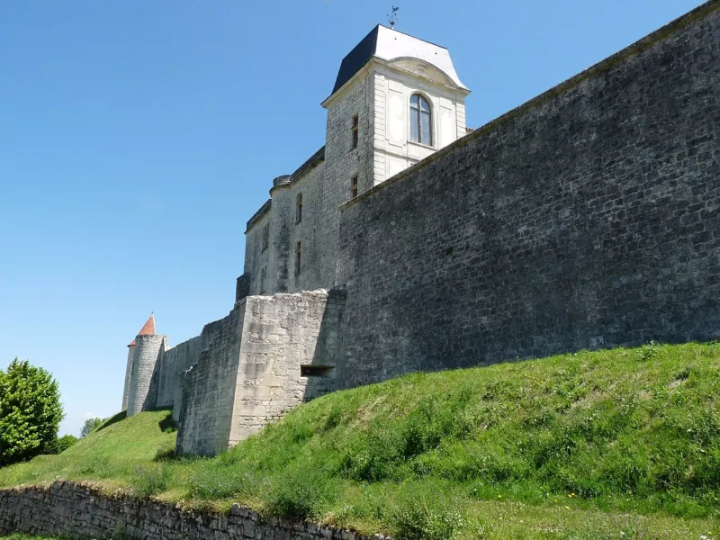 Villebois castle12