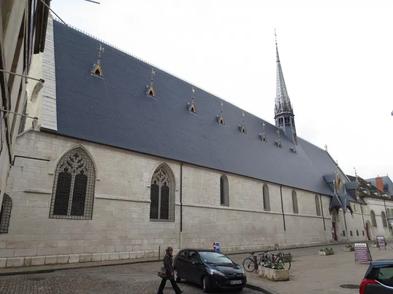 Façade de l'Hôtel-Dieu de Beaune 002