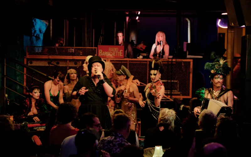 Le fameux cabaret de « La Barbichette » est à La Machine du Moulin Rouge en novembre !