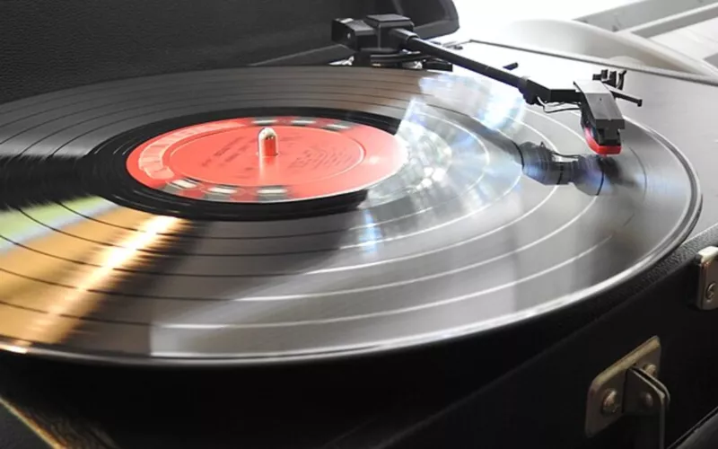 Écoute mon disque !