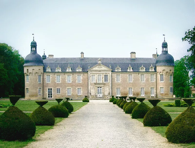 Pierre de Bresse - château du XVIIe
