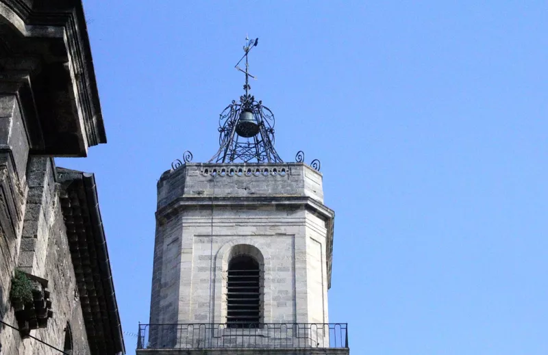34 Clocher de la Collégiale Saint-Jean