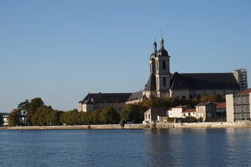 Pont-à-Mousson abbaye des Prémontrés et Moselle
