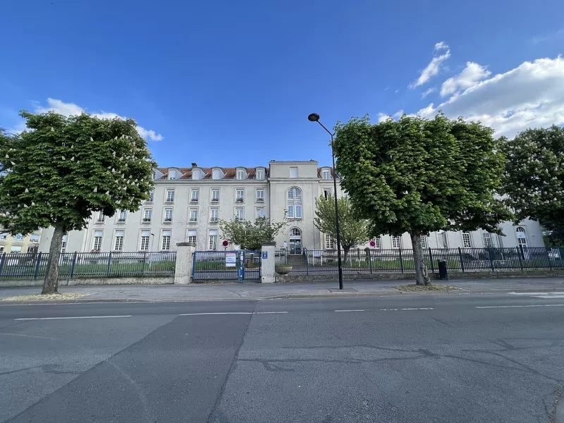 Hôpital Emile Roux