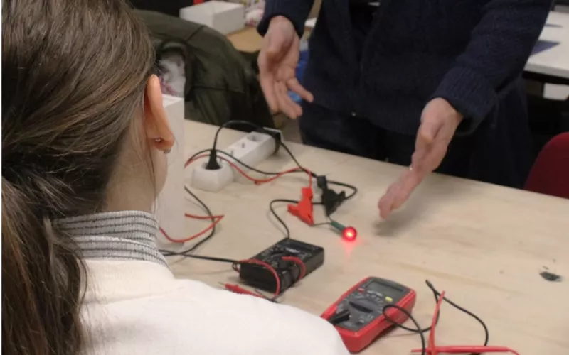 Atelier créatif - Brico électro