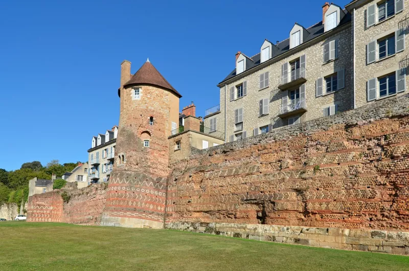 Le Mans - Enceinte - Façade nord-ouest