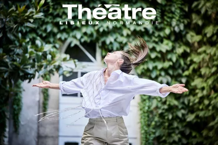 UN SPECTACLE QUE LA LOI CONSIDÈRERA COMME MIEN
