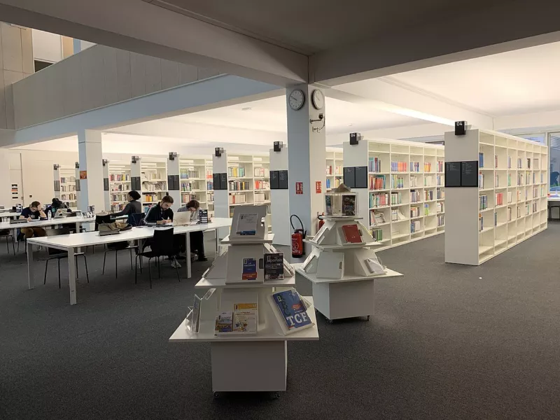 Bibliothèque Marie Curie, Campus de la Doua