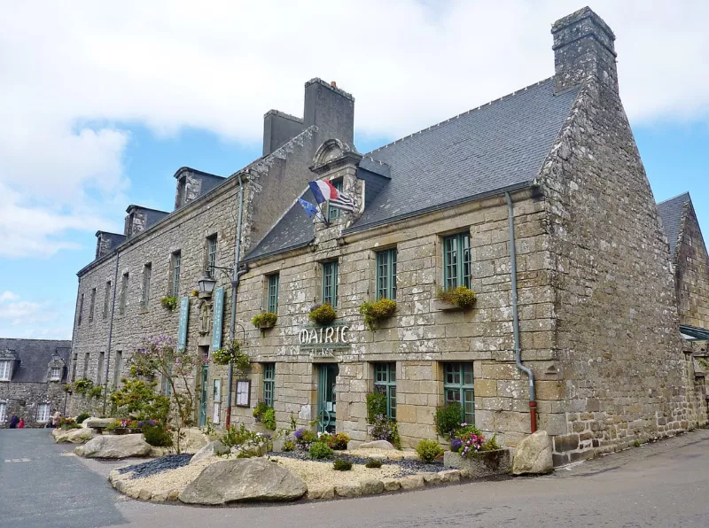 Locronan