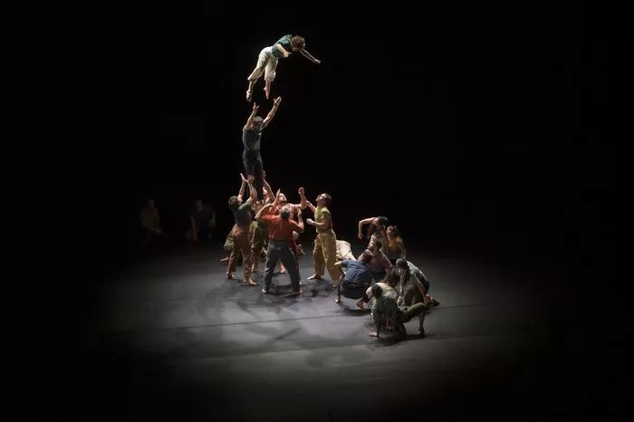 Le Pas du Monde - COLLECTIF XY
