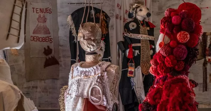Tenues Dérobées