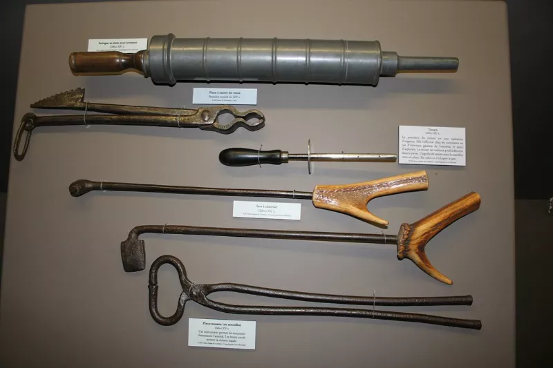 Outils de vétérinaire pour animaux de ferme