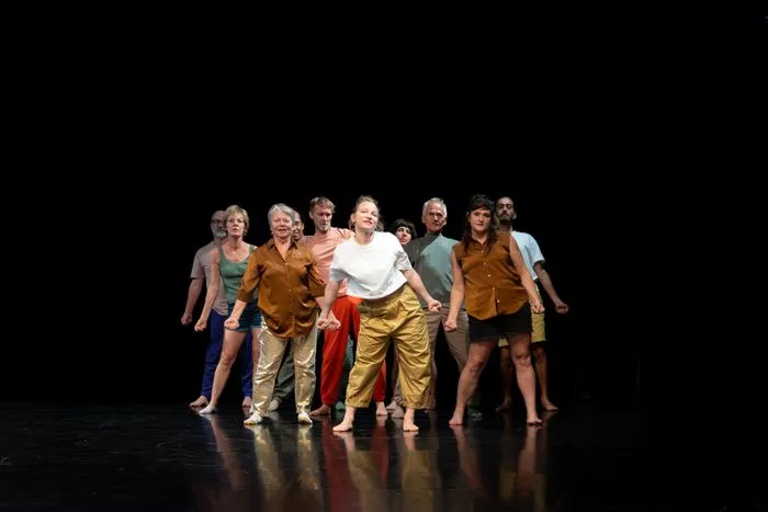DANSER ENSEMBLE, ALICE DAVAZOGLOU