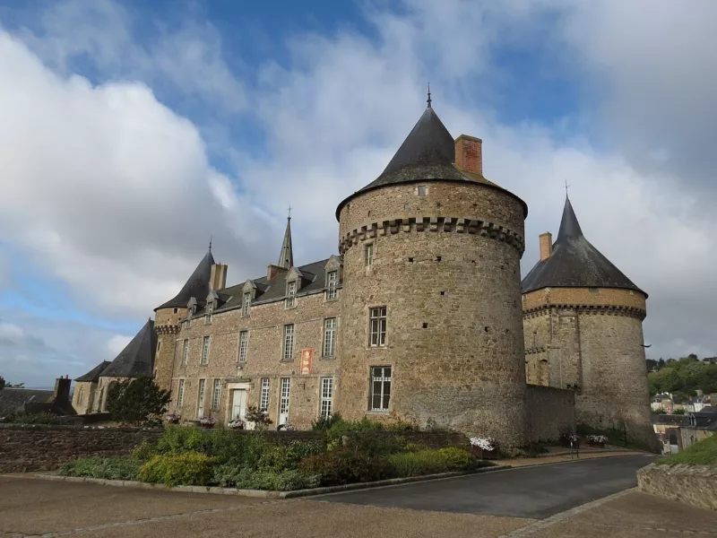 Sillé-le-Guillaume - château 1