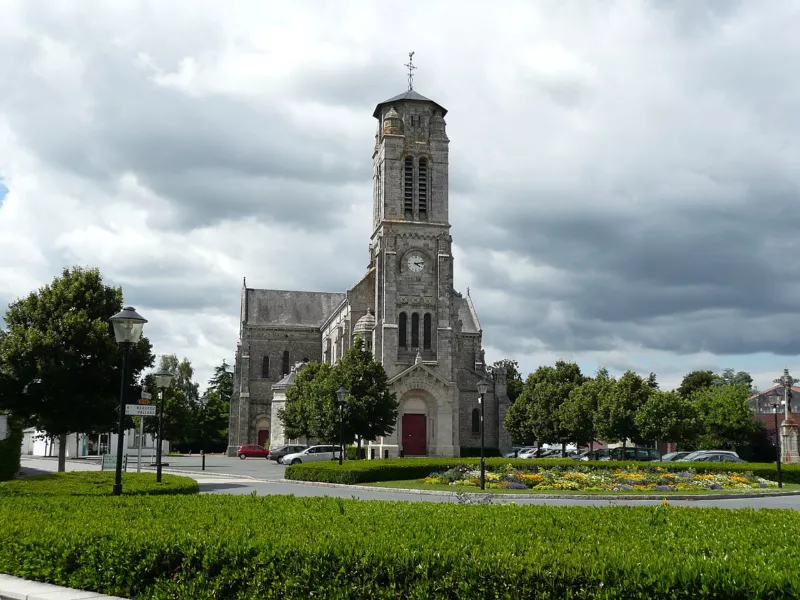 Eglise-les-lucs-sur-boulogne