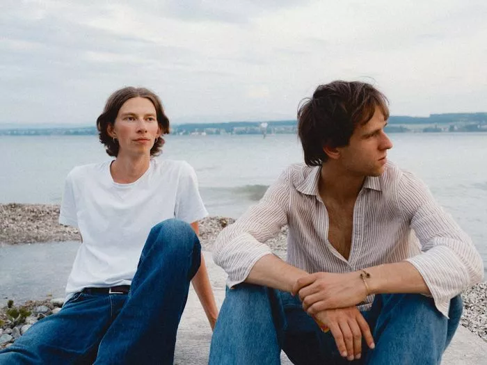 Zimmer90 - Arthouse Tour