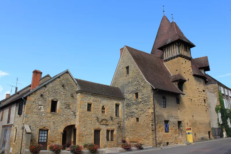 Marcigny - Tour du Moulin 4