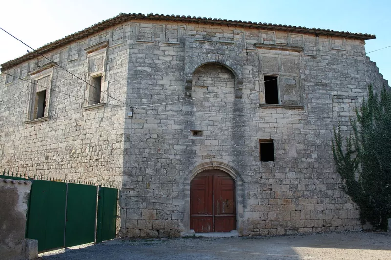 Castelnau-de-Guers chateau