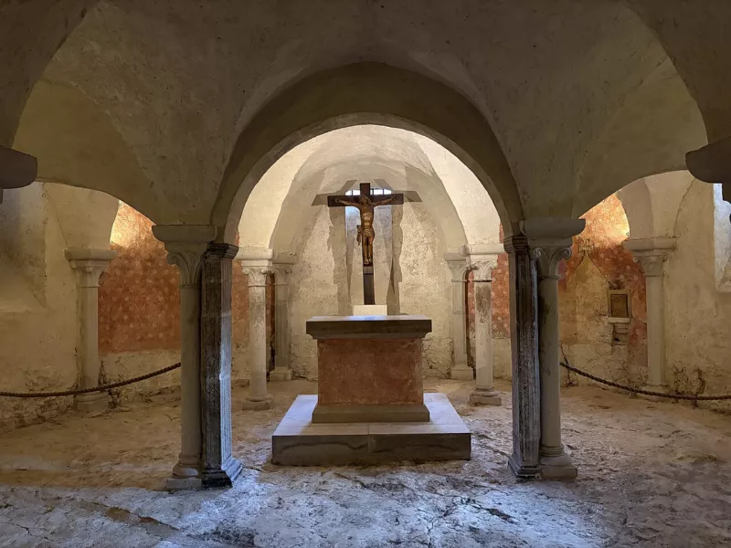 Basilika Vézelay Krypta2
