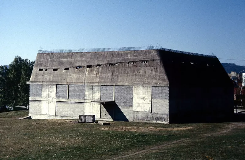 Église Saint-Pierre in Firminy Vert, 1997