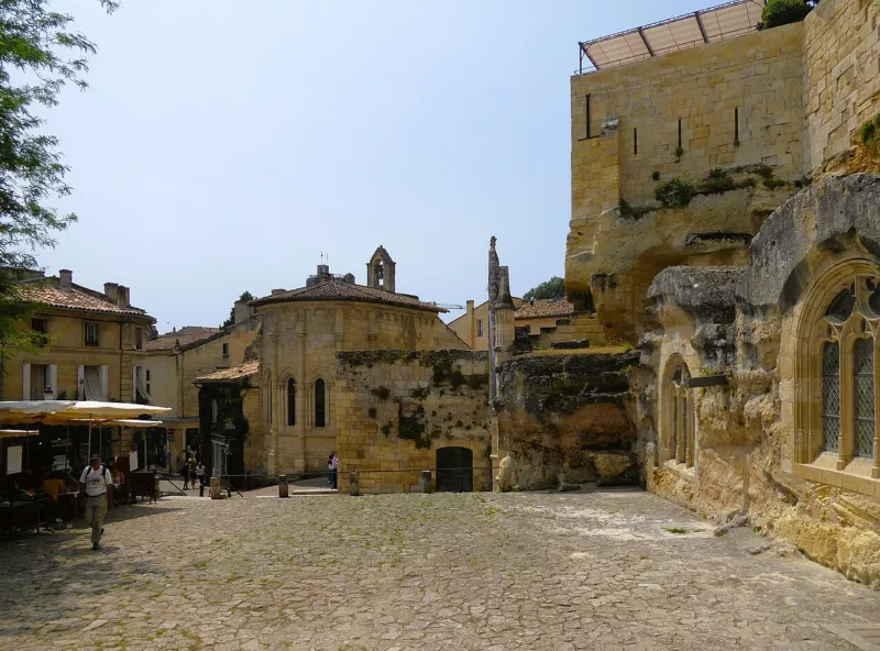 2023 Chapelle de la Trinité de Saint-Émilion et Église monolithe